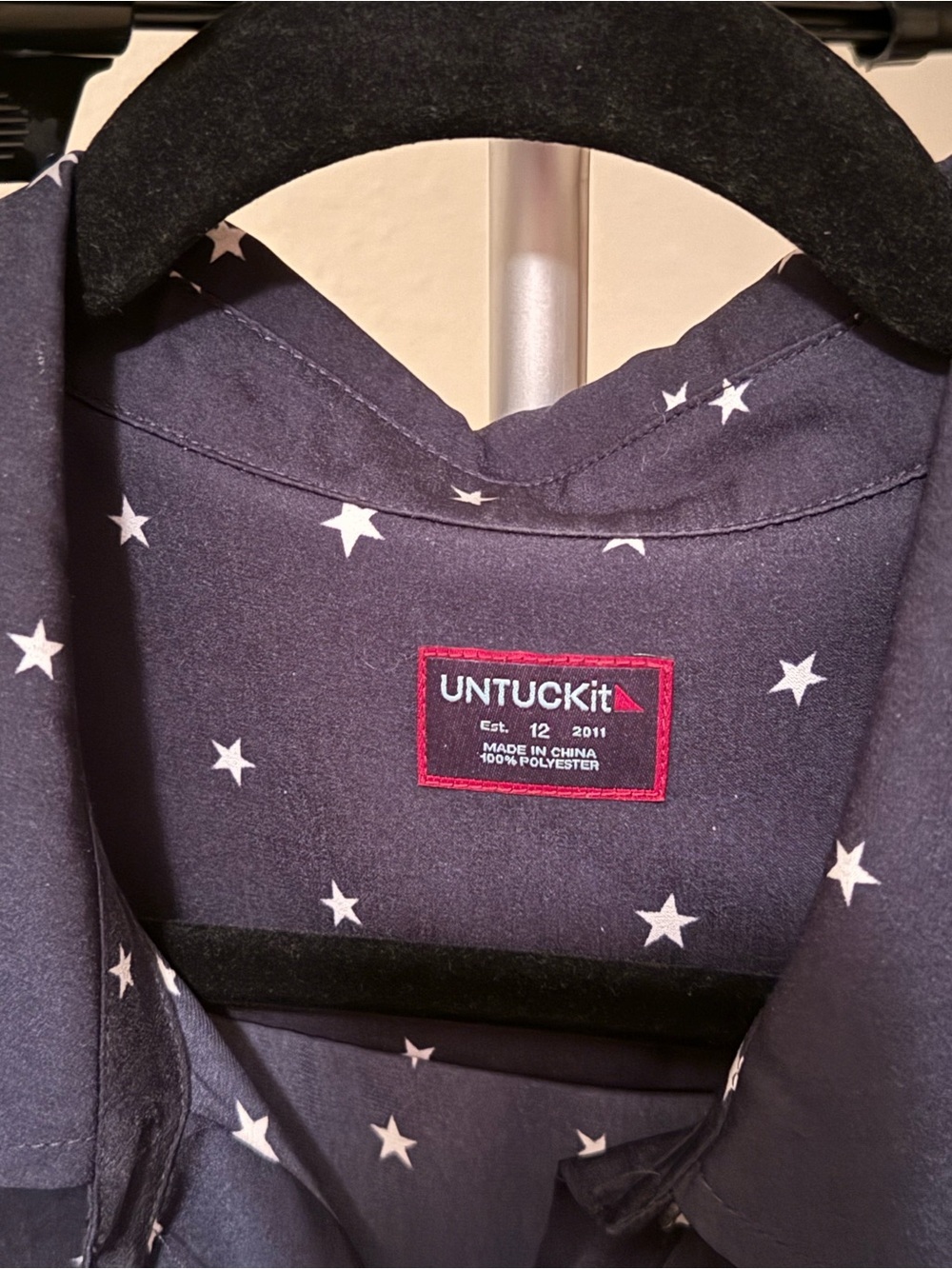 UNTUCKit Women’s Navy Star-Print Long-Sleeve Shirt - Picture 2 of 4